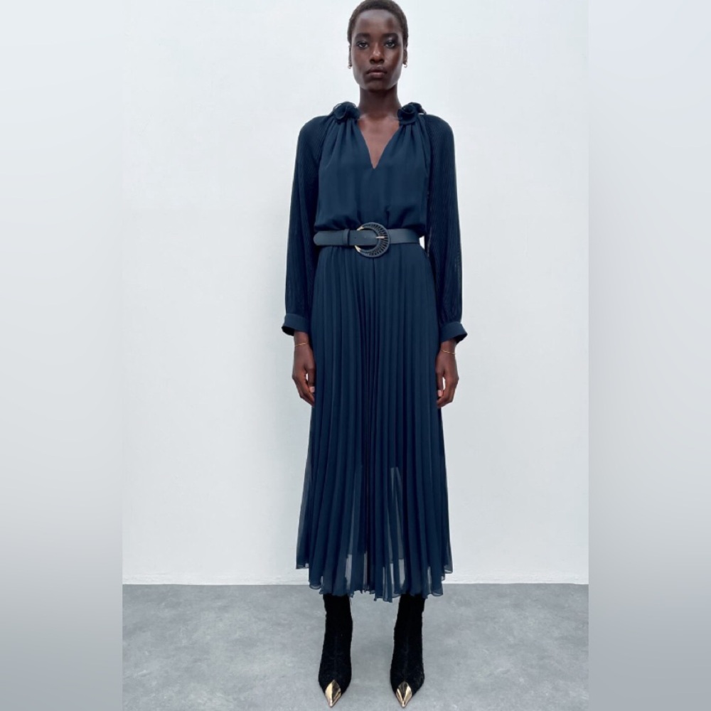 Zara PLEATED DRESS WITH BELT